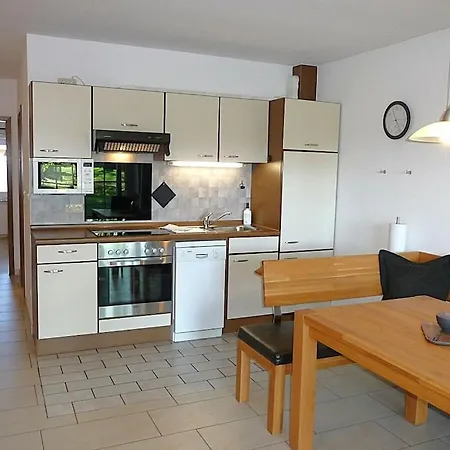 With 1 Bedroom Mardorf (Hannover)